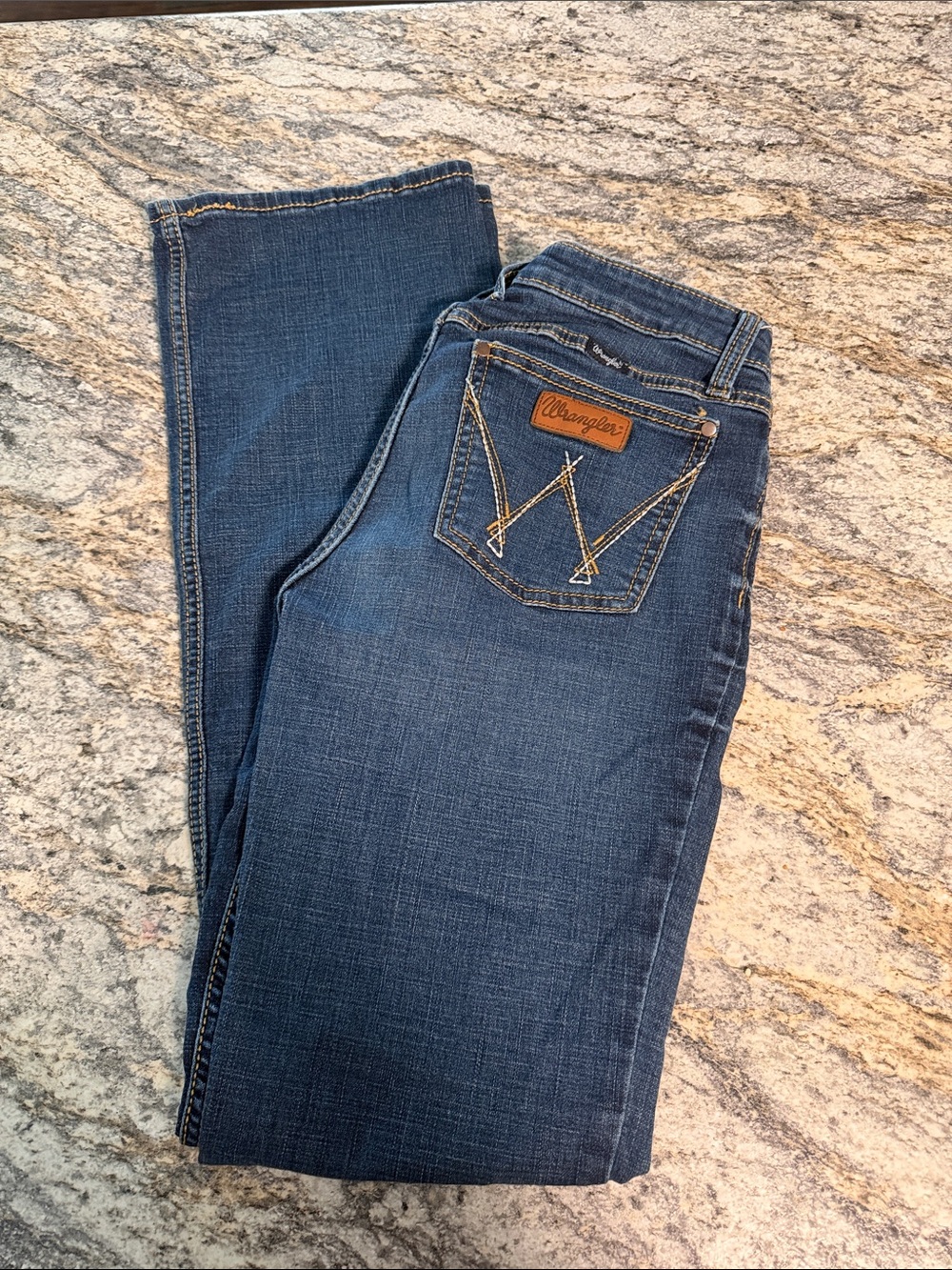 Wrangler Women’s Blue Straight-Leg Denim Jeans